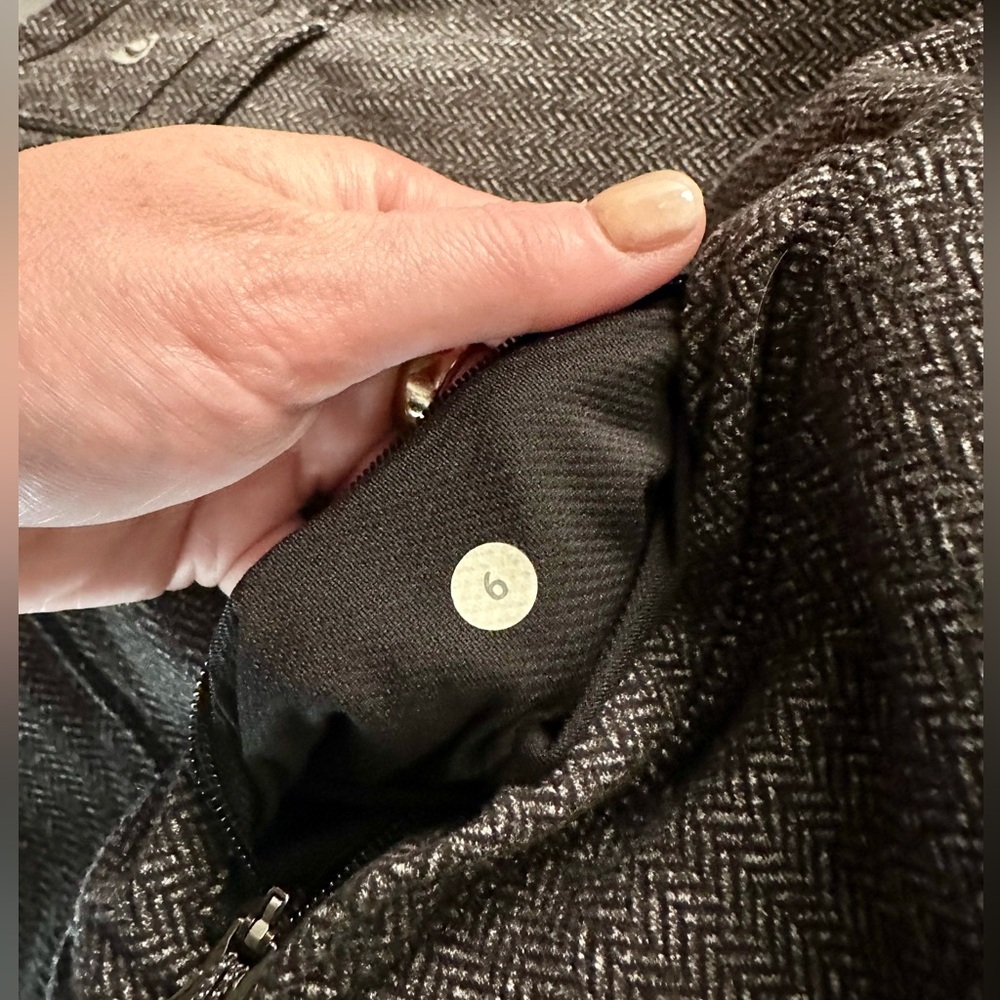 Lululemon Base Runner Pullover Jacket - Size 6 - image 4
